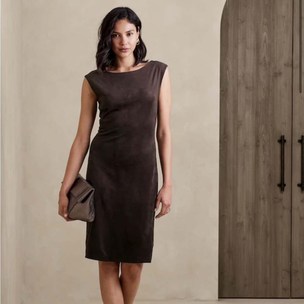 Banana Republic Sleeveless Midi Sheath Dress in Dark Brown